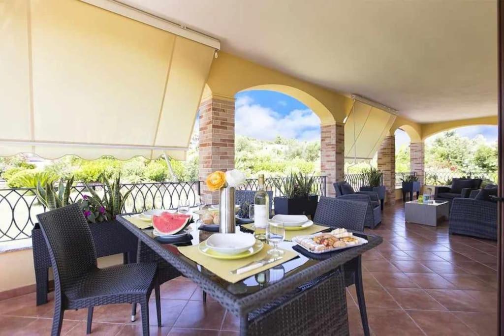 Alghero Villa Mistral Per 7 Persone Terrazza Bbq Ac Wifi Екстериор снимка